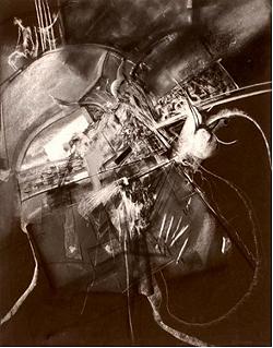 felice-capriani-broken-violin
